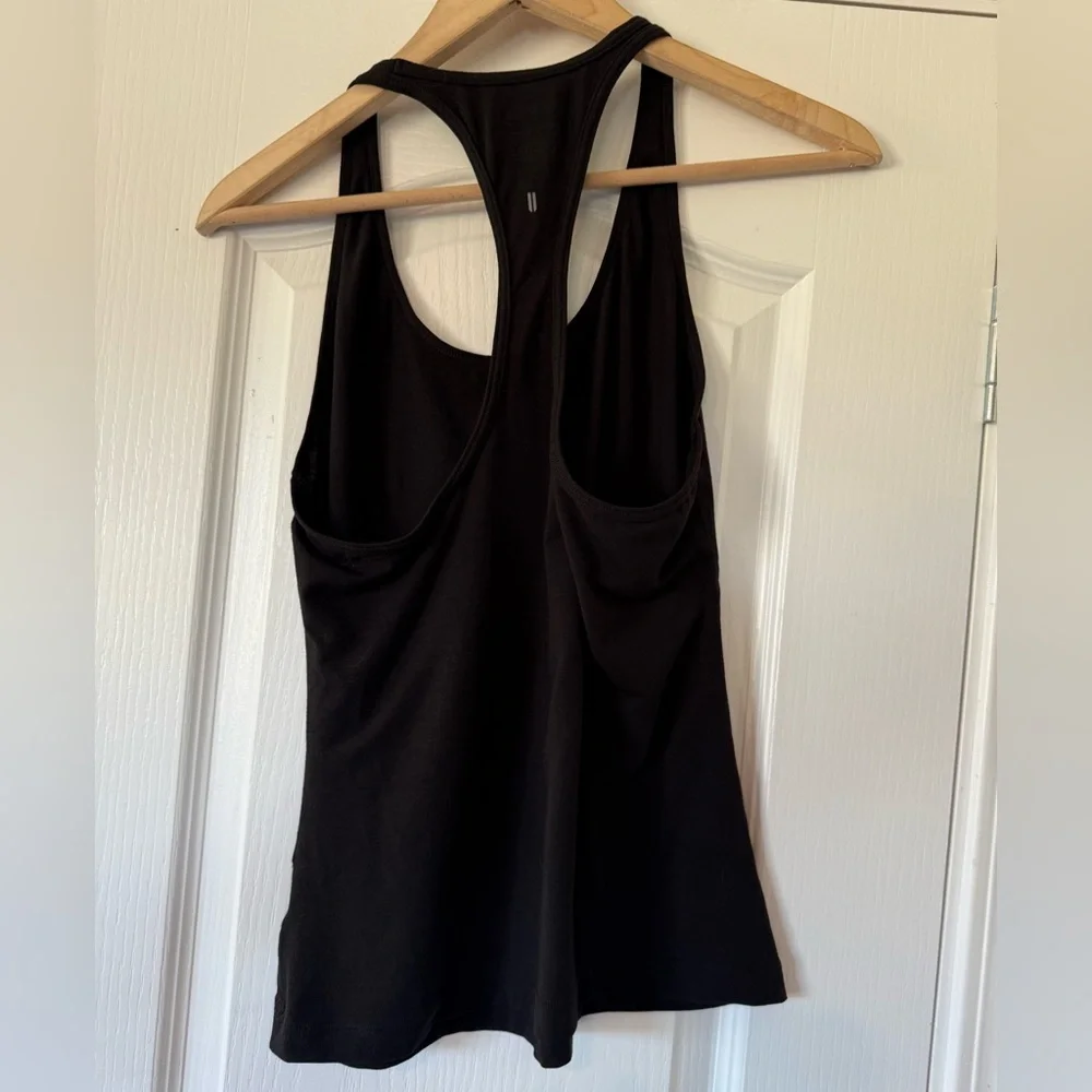 Nobull Racerback Tank - Picture 4 of 5